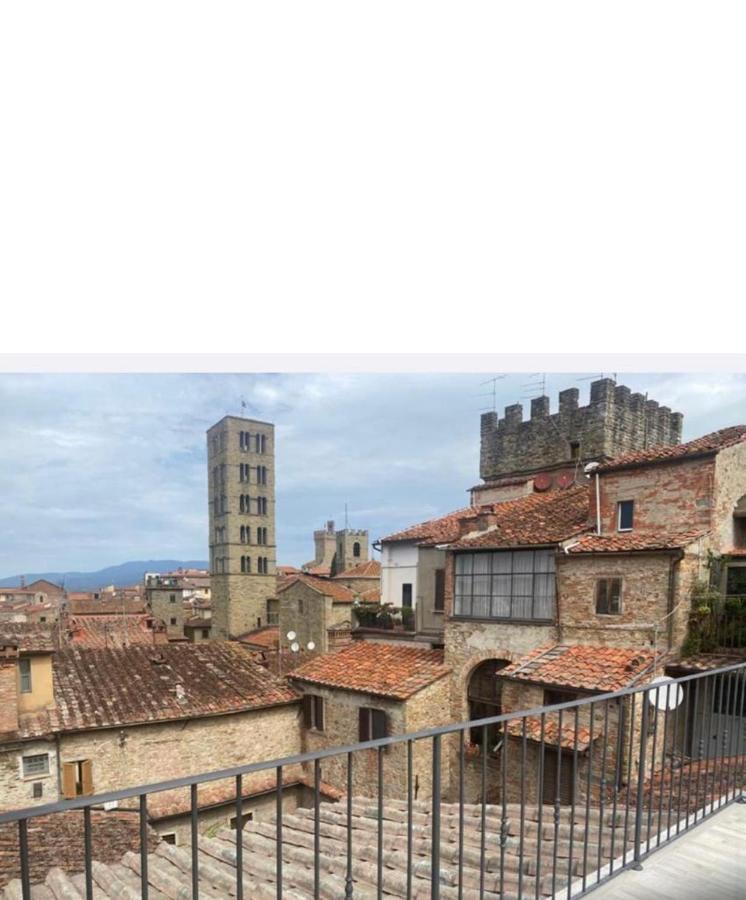 Апартаменты La Torre Di Borgunto - Piazza Grande Ареццо Экстерьер фото