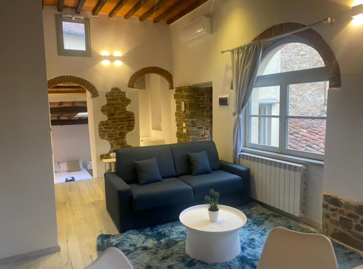 Апартаменты La Torre Di Borgunto - Piazza Grande Ареццо Экстерьер фото