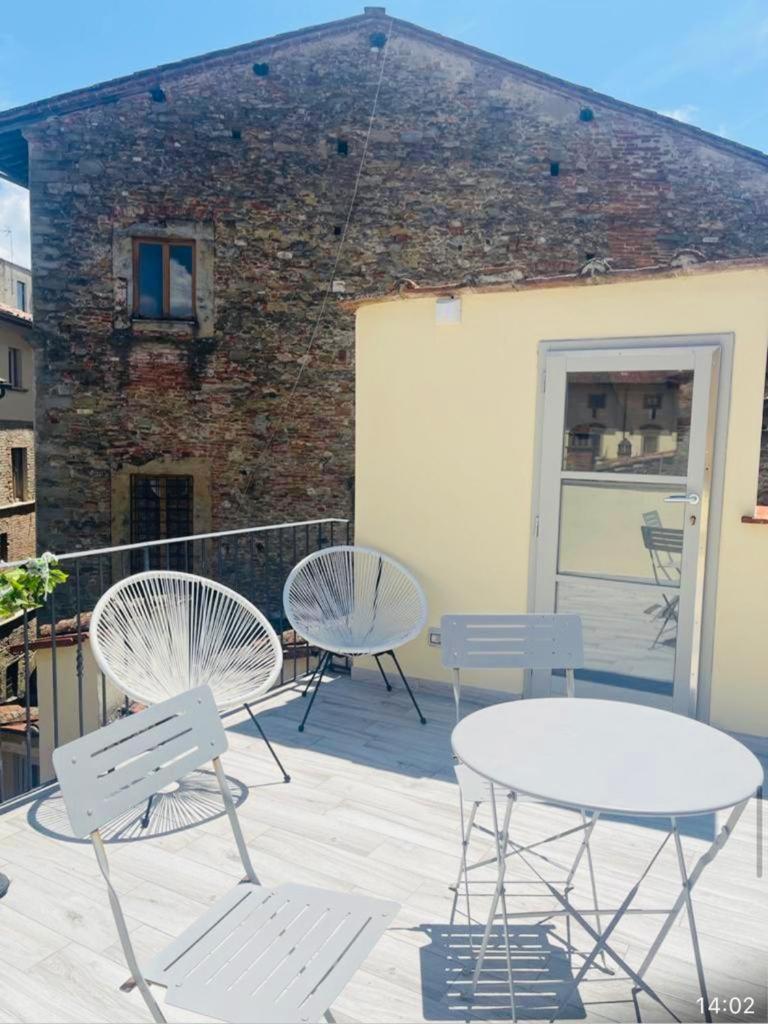 Апартаменты La Torre Di Borgunto - Piazza Grande Ареццо Экстерьер фото